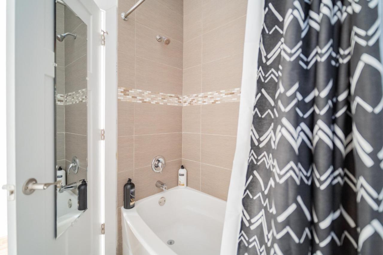 3-Bedroom Gem Apt With In-Unit Laundry - Lawndale 1 & 2 Rep Chicago Exteriér fotografie